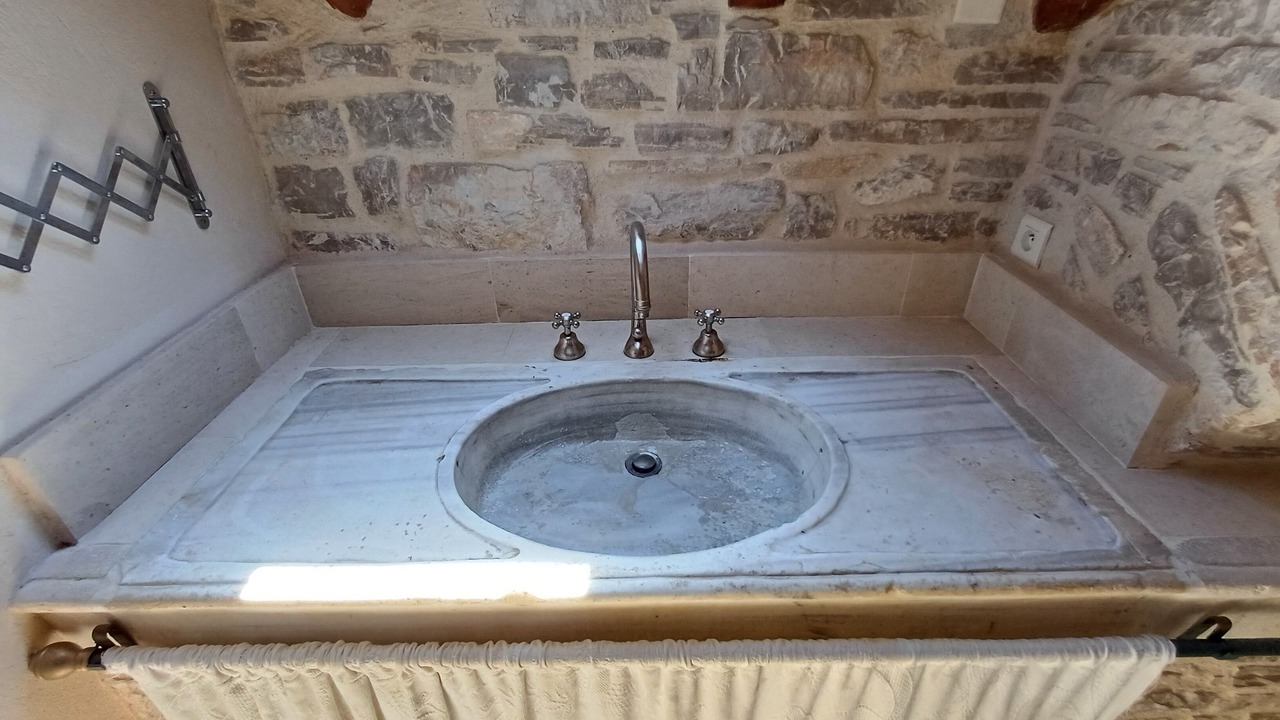 Photo of Bathroom in Hures-la-Parade