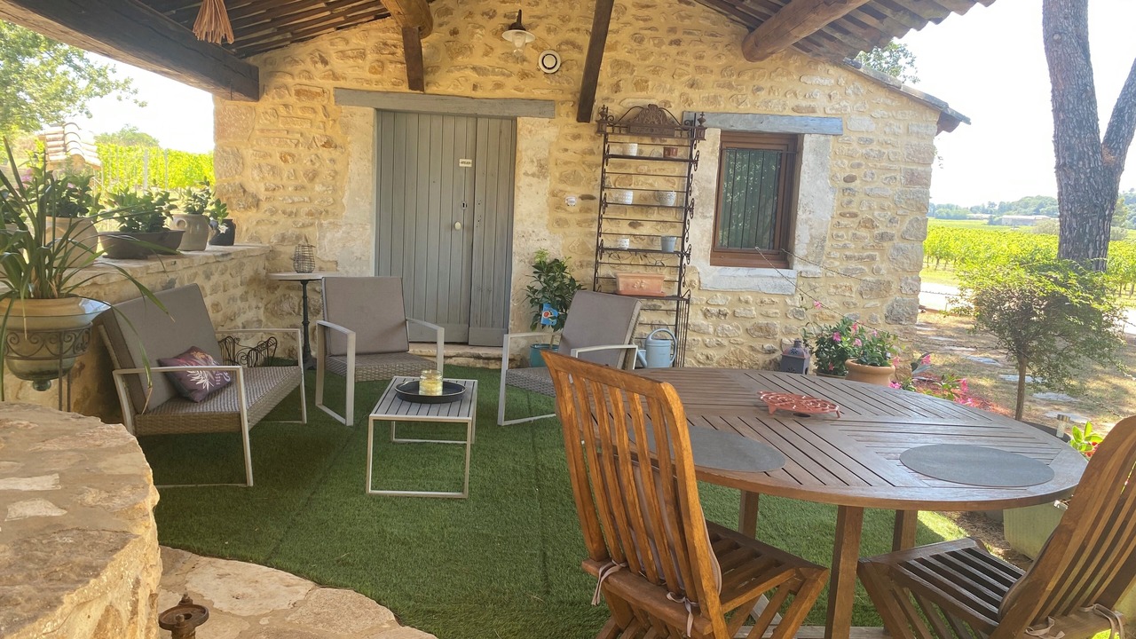 Photo of Outdoor in Pont-Saint-Esprit