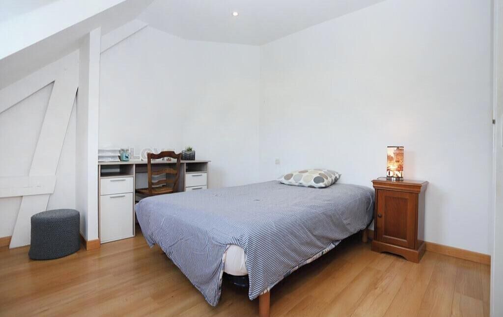 Photo of Bedroom in Montreuil-sous-Perouse
