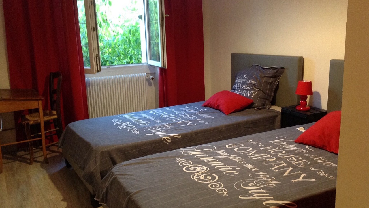Photo of Bedroom in Serignan-du-Comtat
