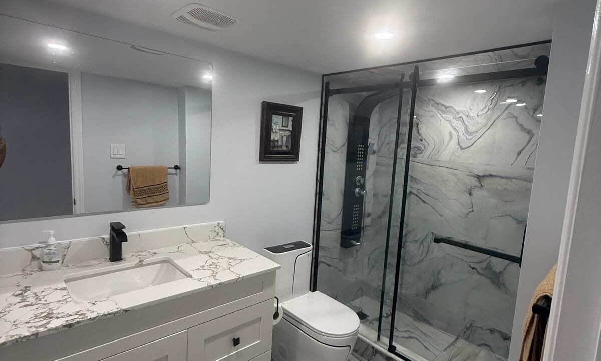 Photo of Bathroom in Halton Regional Municipality