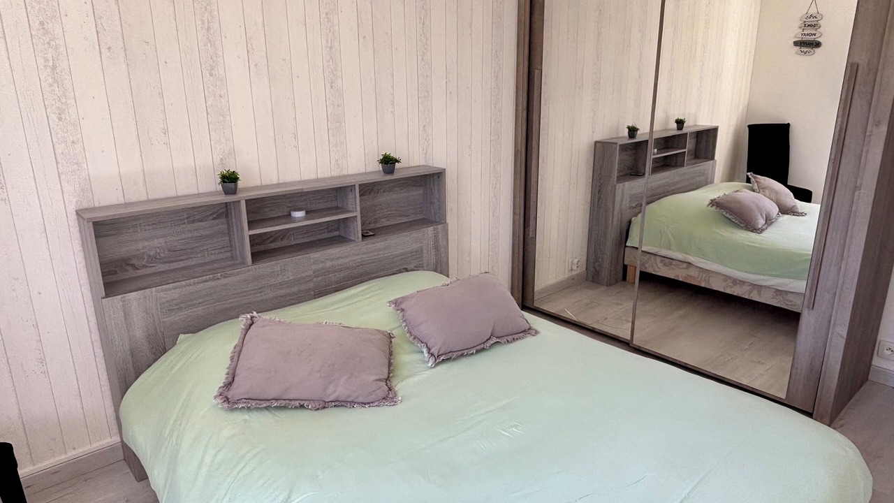 Photo of Bedroom in Sainte-Genevieve-des-Bois