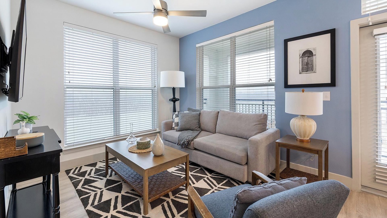 Photo of Livingroom in Garland