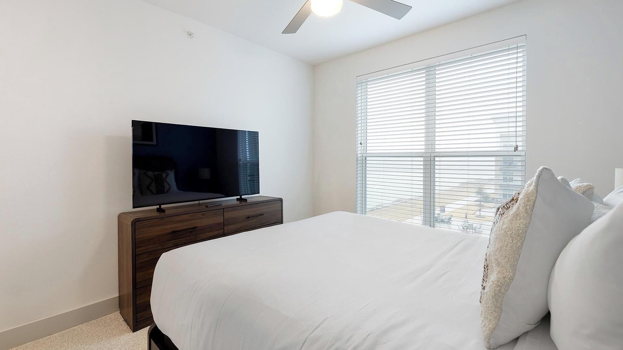 Photo of Bedroom in Garland