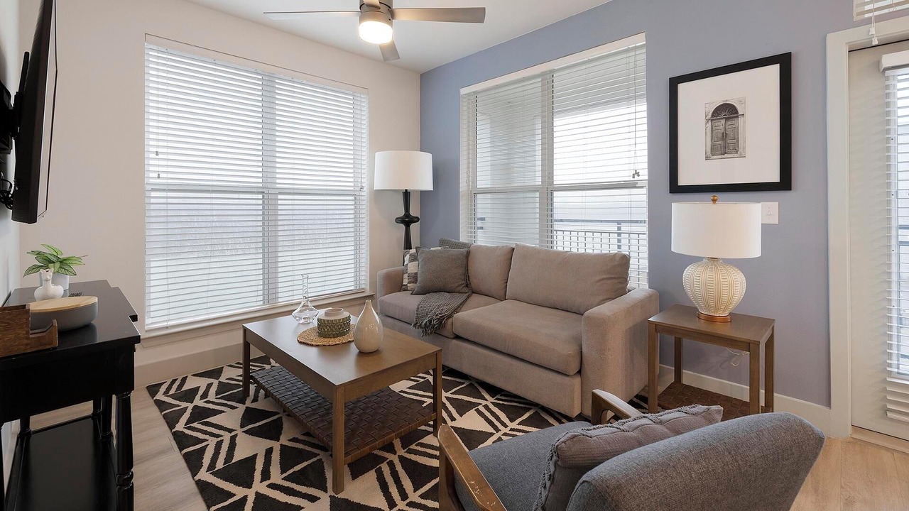 Photo of Livingroom in Garland