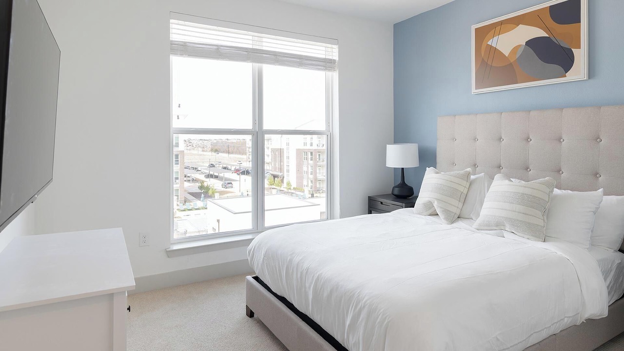Photo of Bedroom in Garland