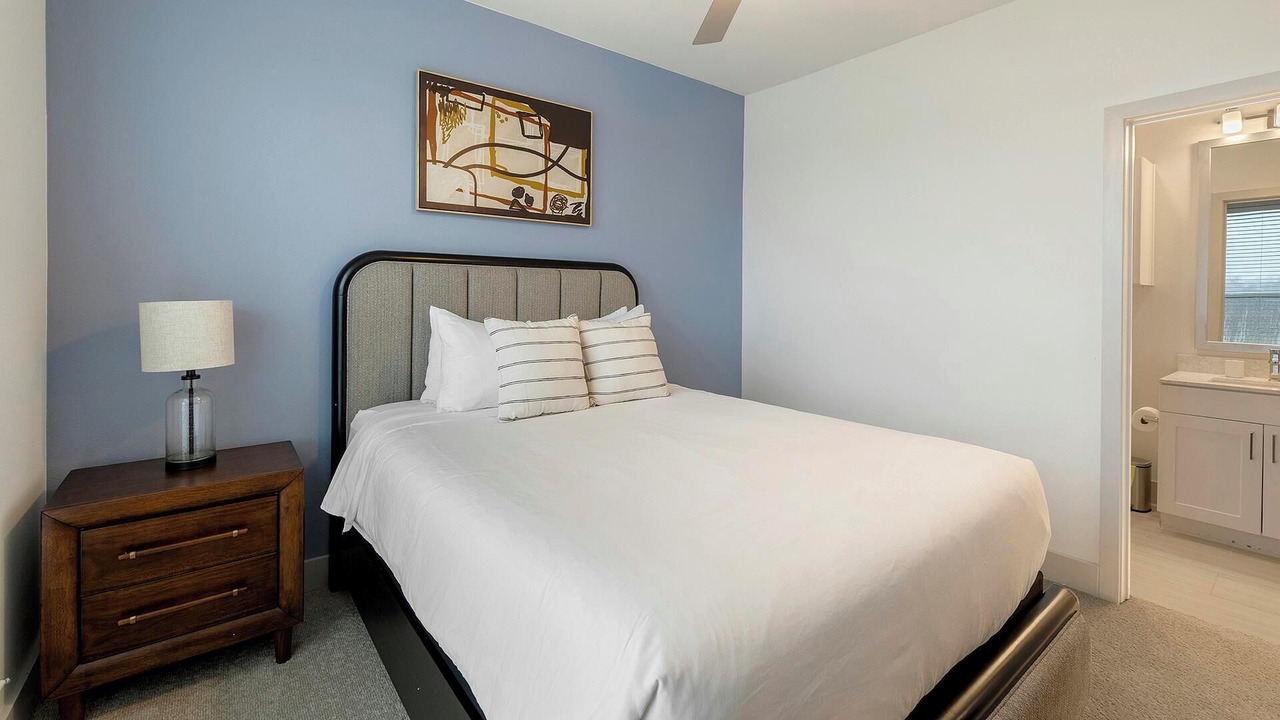 Photo of Bedroom in Garland