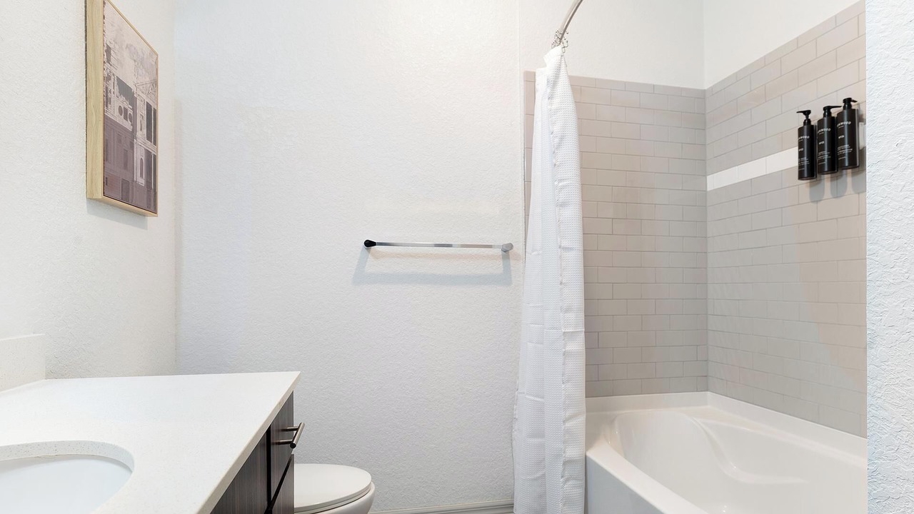 Photo of Bathroom in Fairvilla