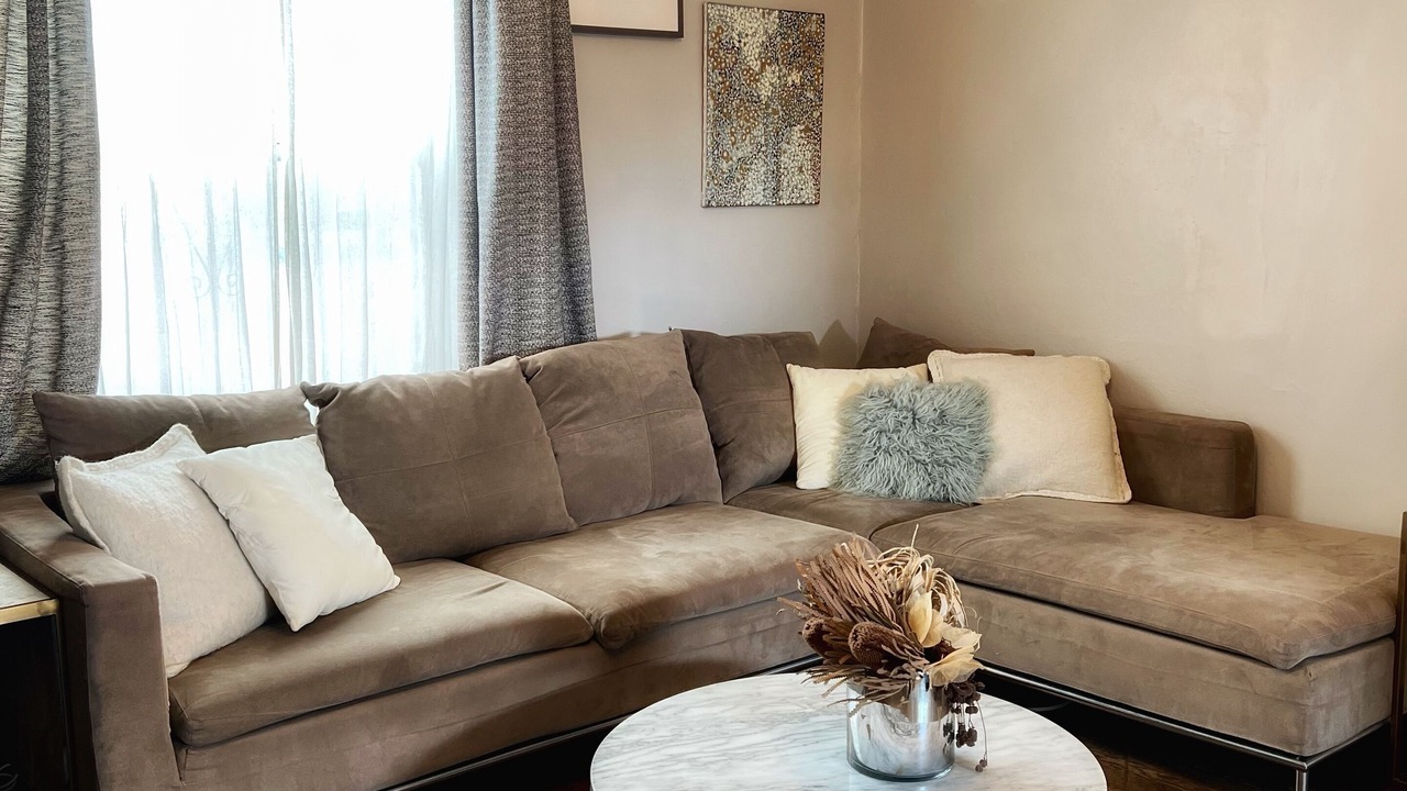 Photo of Livingroom in East Hollywood