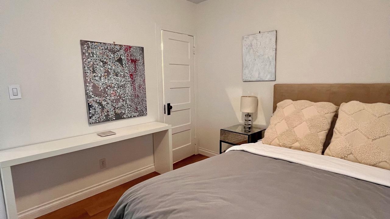 Photo of Bedroom in East Hollywood