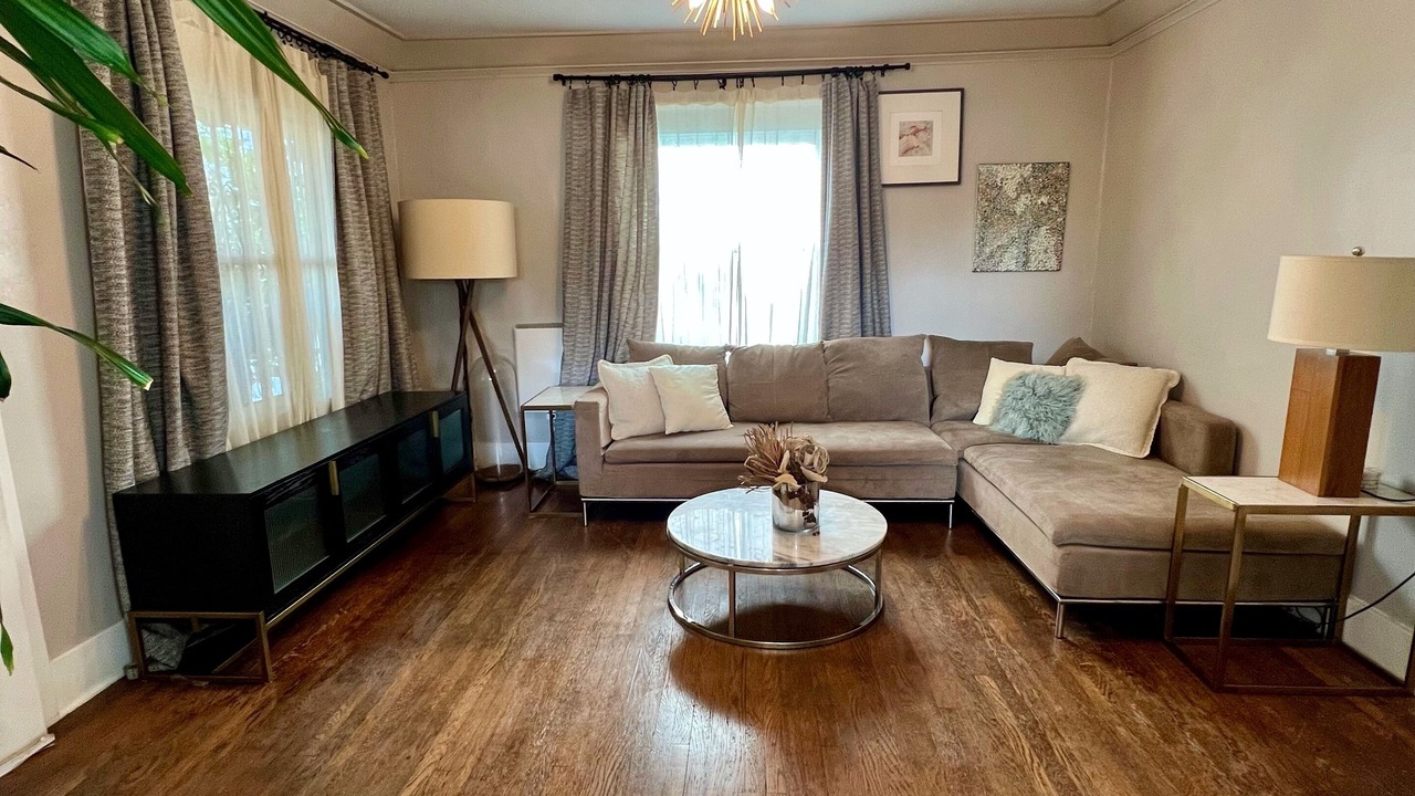 Photo of Livingroom in East Hollywood