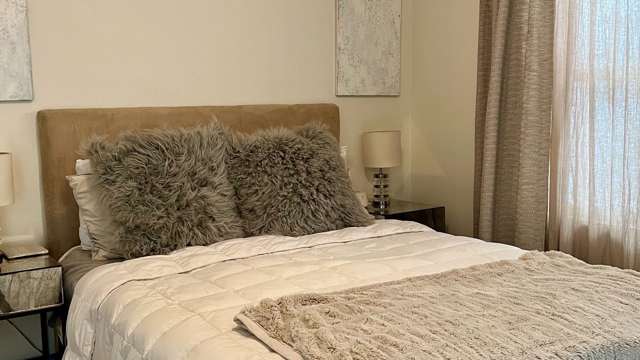 Photo of Bedroom in East Hollywood