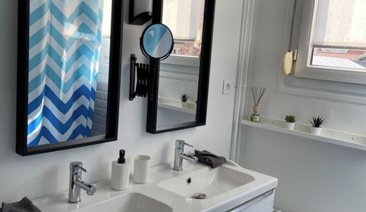 Photo of Bathroom in Cernay