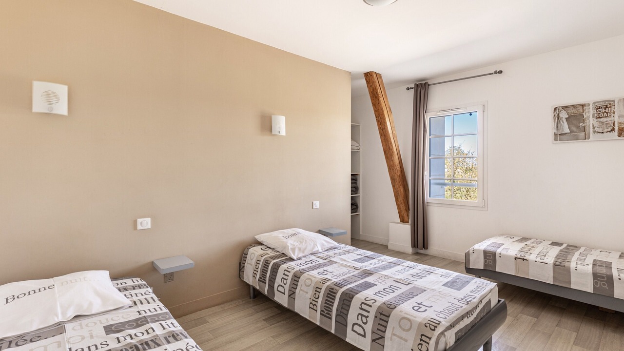 Photo of Bedroom in Saint-Epain