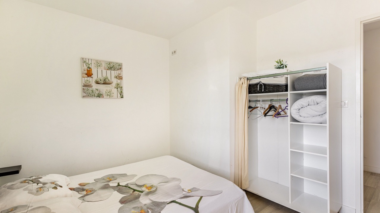 Photo of Bedroom in Saint-Epain