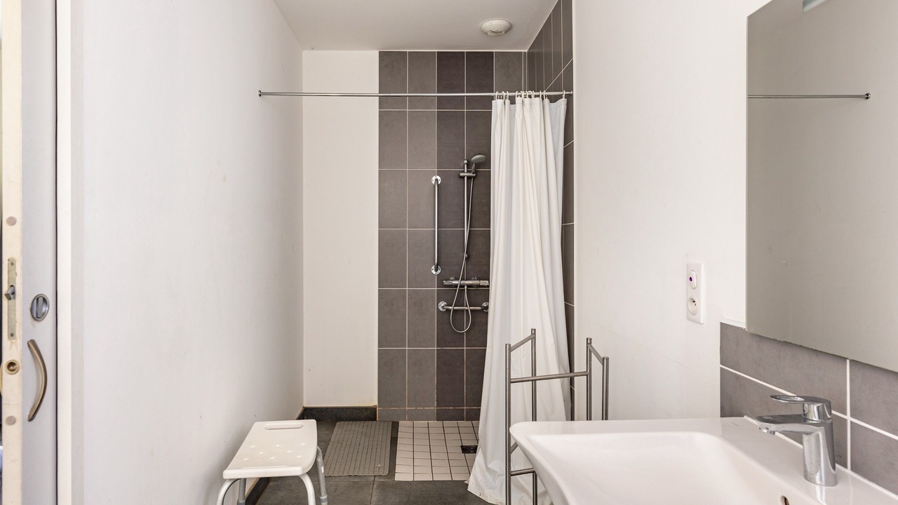 Photo of Bathroom in Saint-Epain