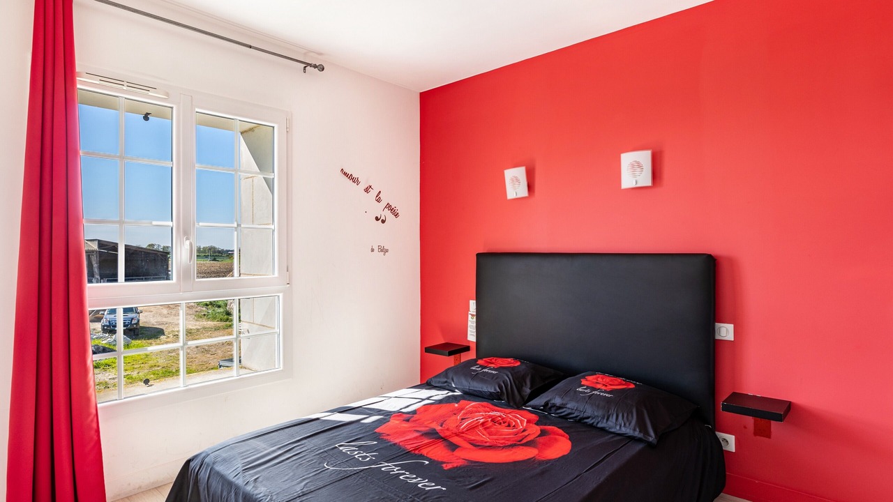 Photo of Bedroom in Saint-Epain