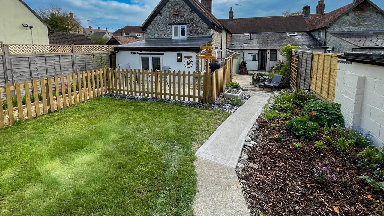 Photo of Outdoor in Mere