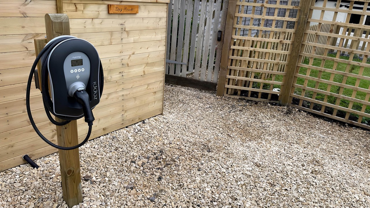 Photo of Others in Mere