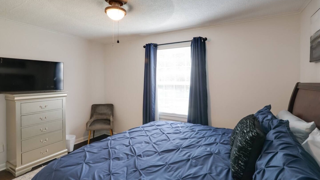 Photo of Bedroom in Greenwood