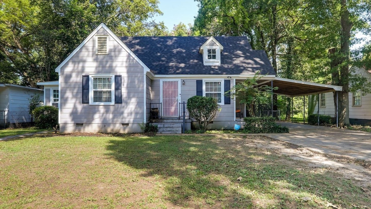 Photo of Outdoor in Greenwood