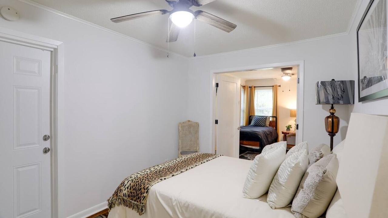Photo of Bedroom in Greenwood