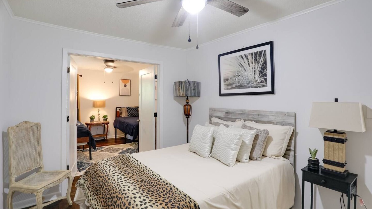 Photo of Bedroom in Greenwood
