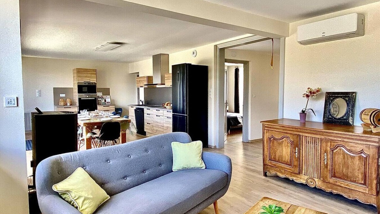 Photo of Livingroom in Villefranche-de-Panat