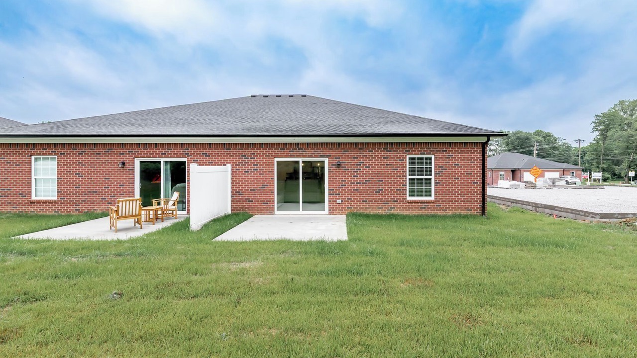 Photo of Outdoor in Jeffersonville - Clarksville