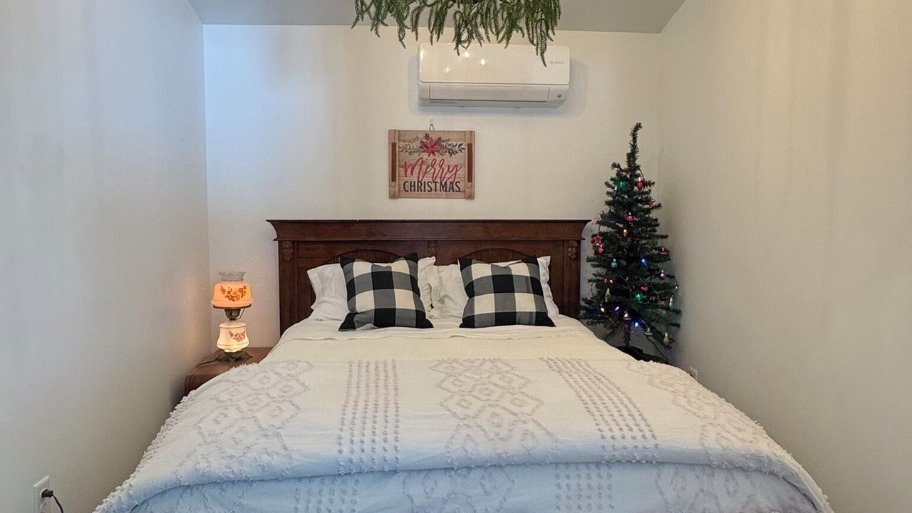 Photo of Bedroom in Carbondale