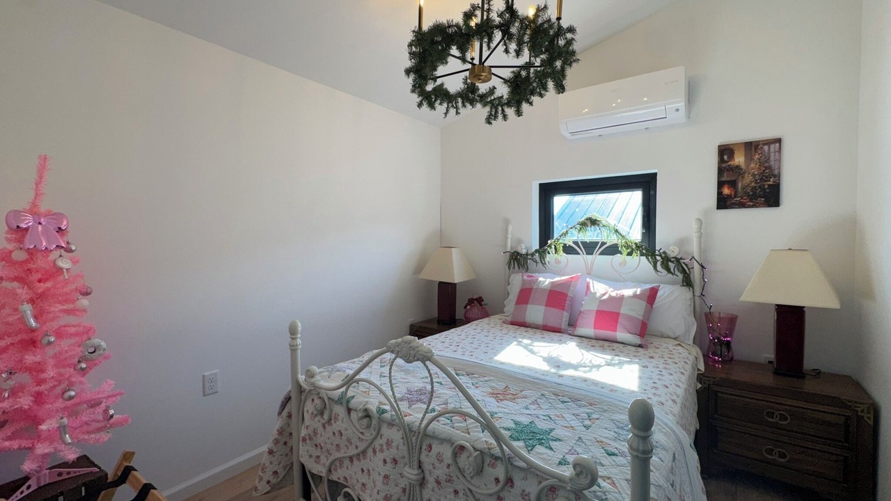 Photo of Bedroom in Carbondale