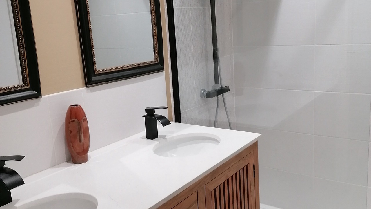 Photo of Bathroom in Nyons