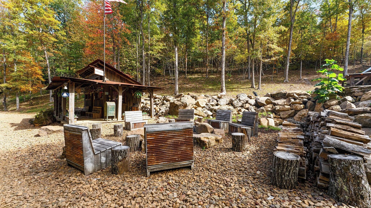 Photo of Outdoor in Jasper