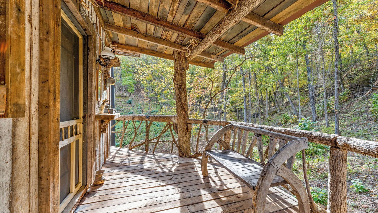 Photo of Patio Balcony in Jasper
