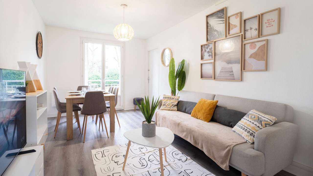 Photo of Livingroom in Quartier Beauregard-Boufflers-Buthegnemont-Boudonville