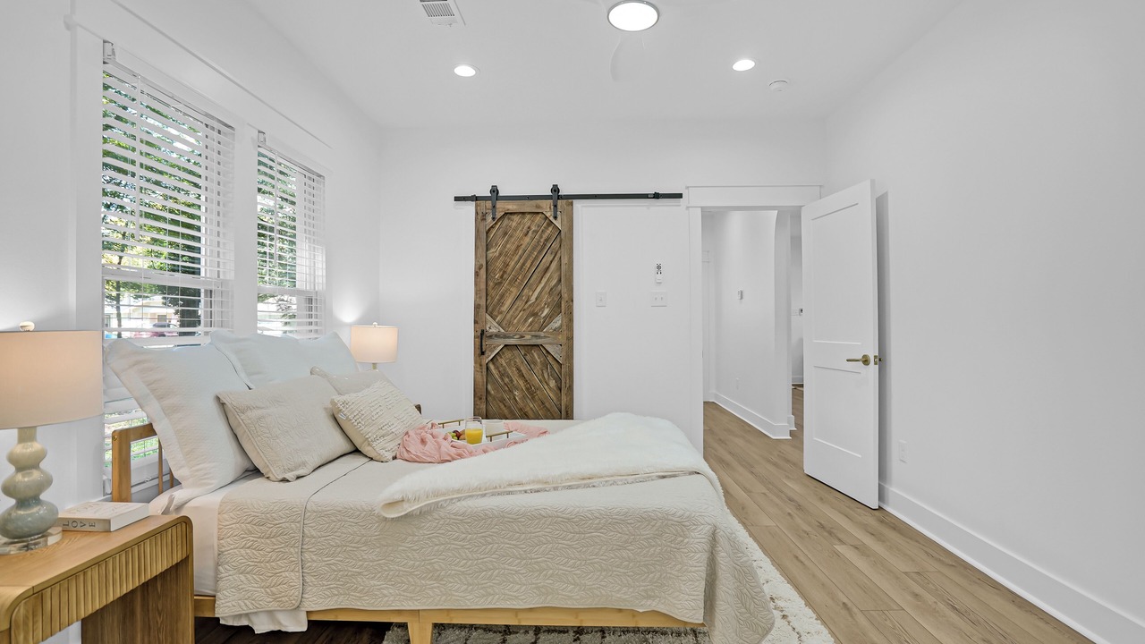 Photo of Bedroom in Conway
