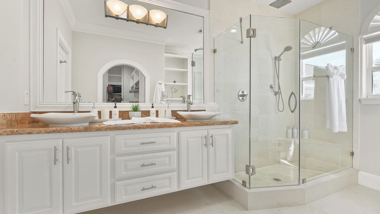 Photo of Bathroom in Clear Lake Shores