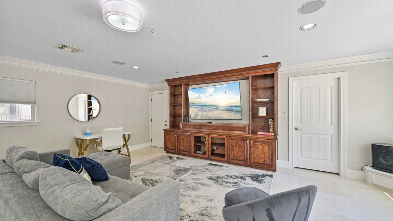 Photo of Livingroom in Clear Lake Shores
