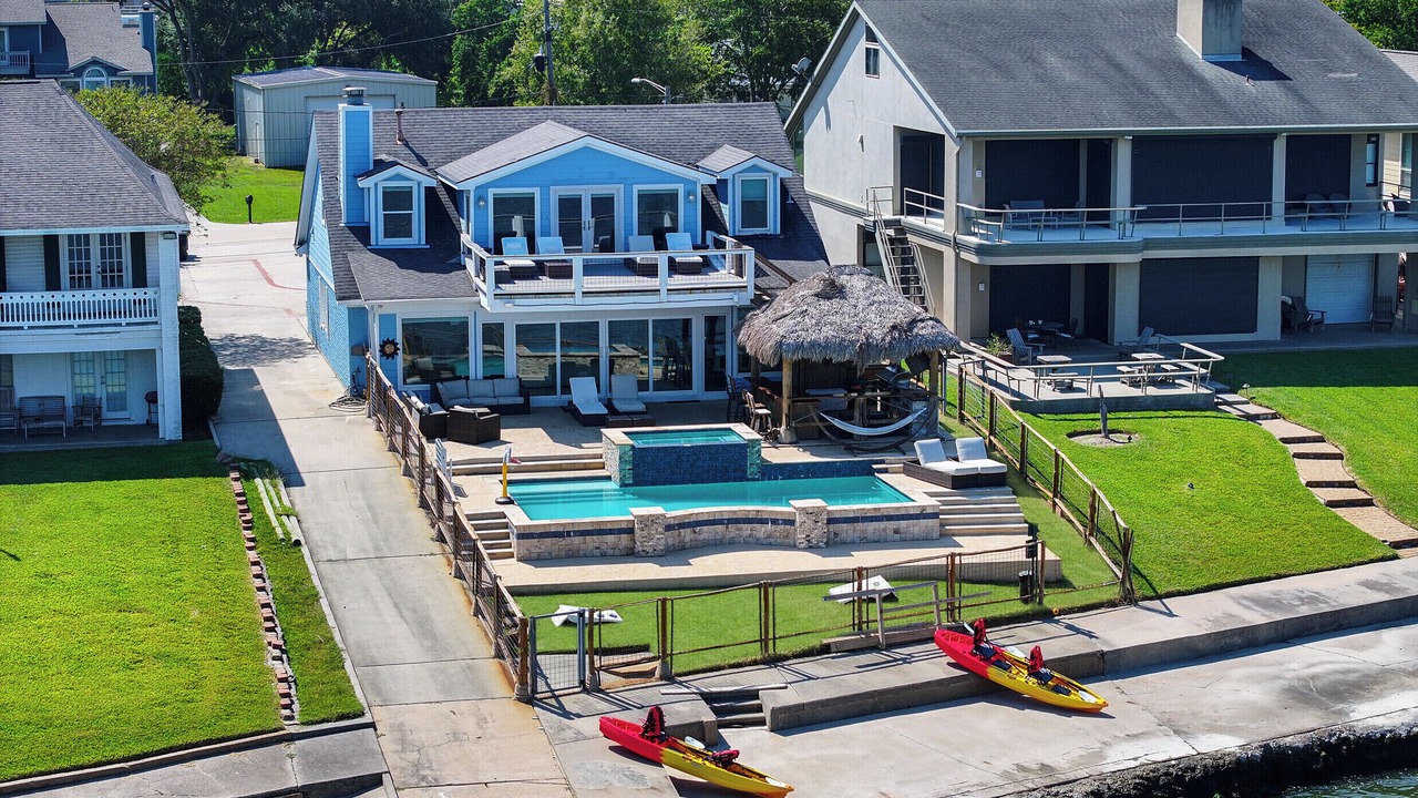 Photo of Outdoor in Clear Lake Shores