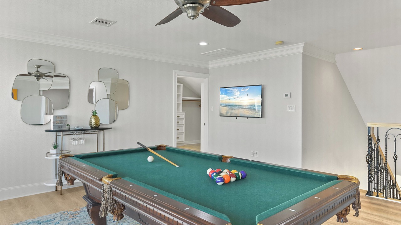 Photo of Bedroom in Clear Lake Shores