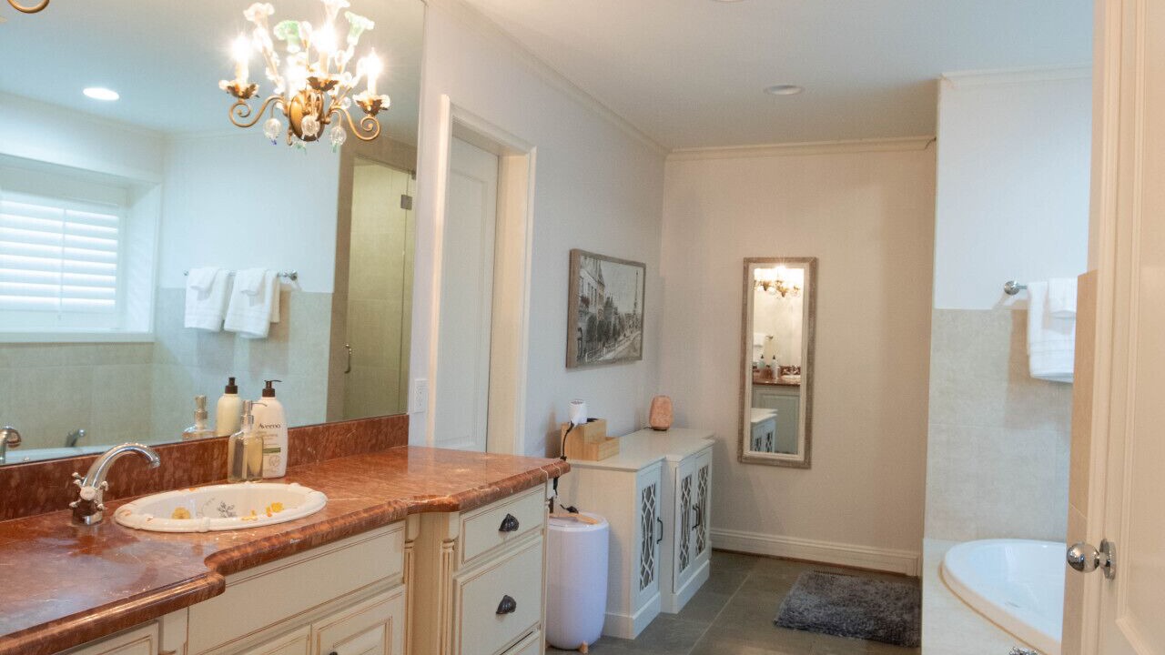 Photo of Bathroom in Divide