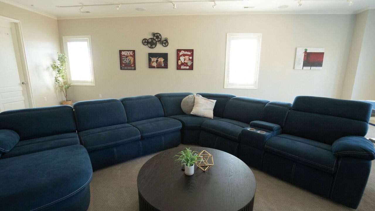 Photo of Livingroom in Divide