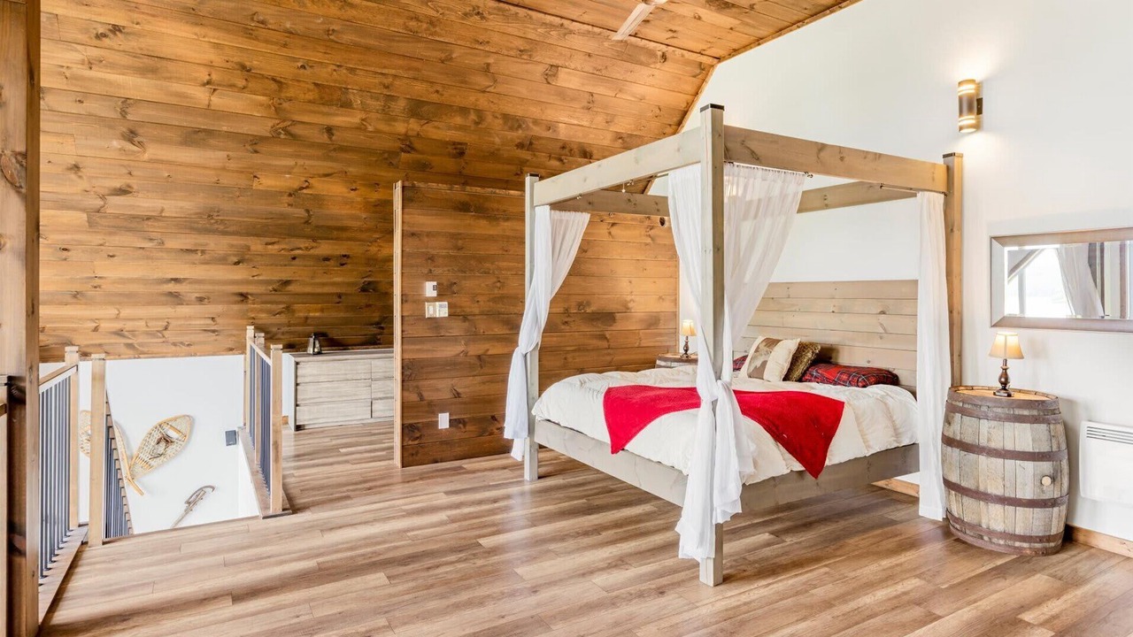 Photo of Bedroom in Mauricie