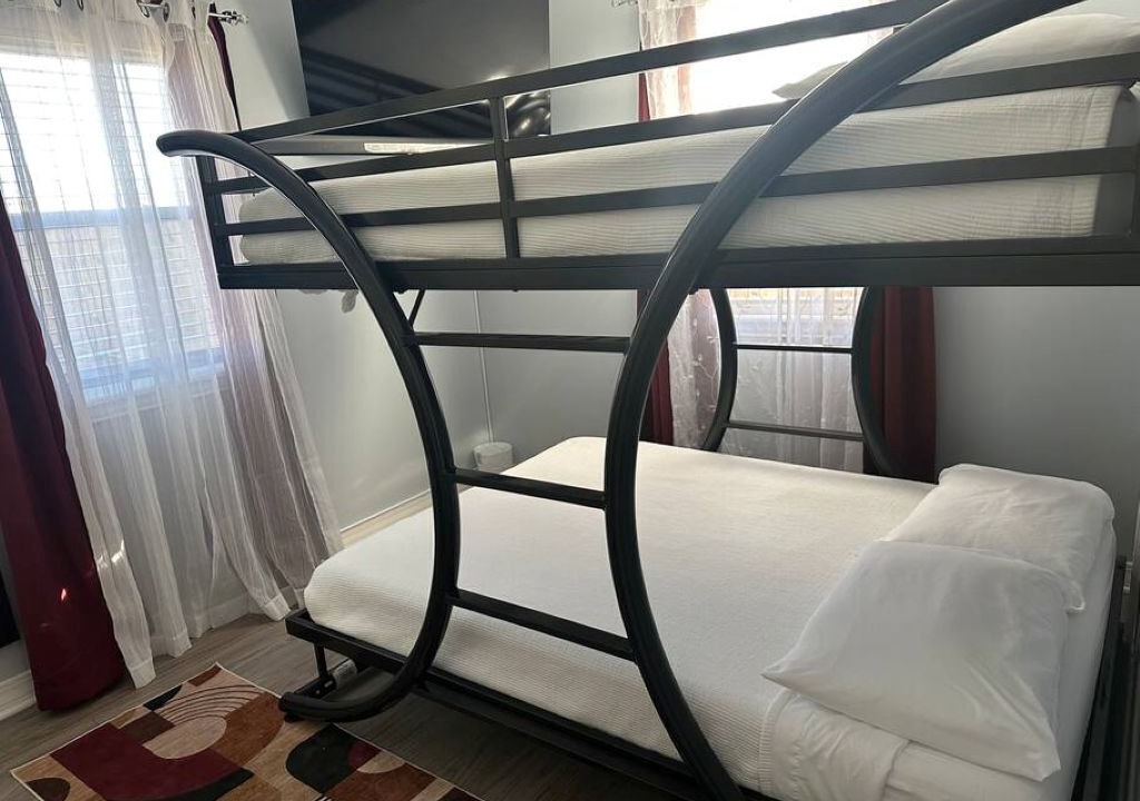 Photo of Bedroom in Broken Arrow