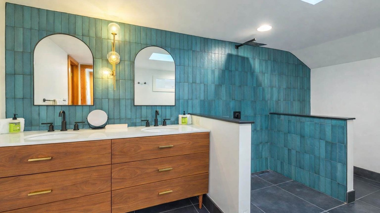 Photo of Bathroom in Alexander