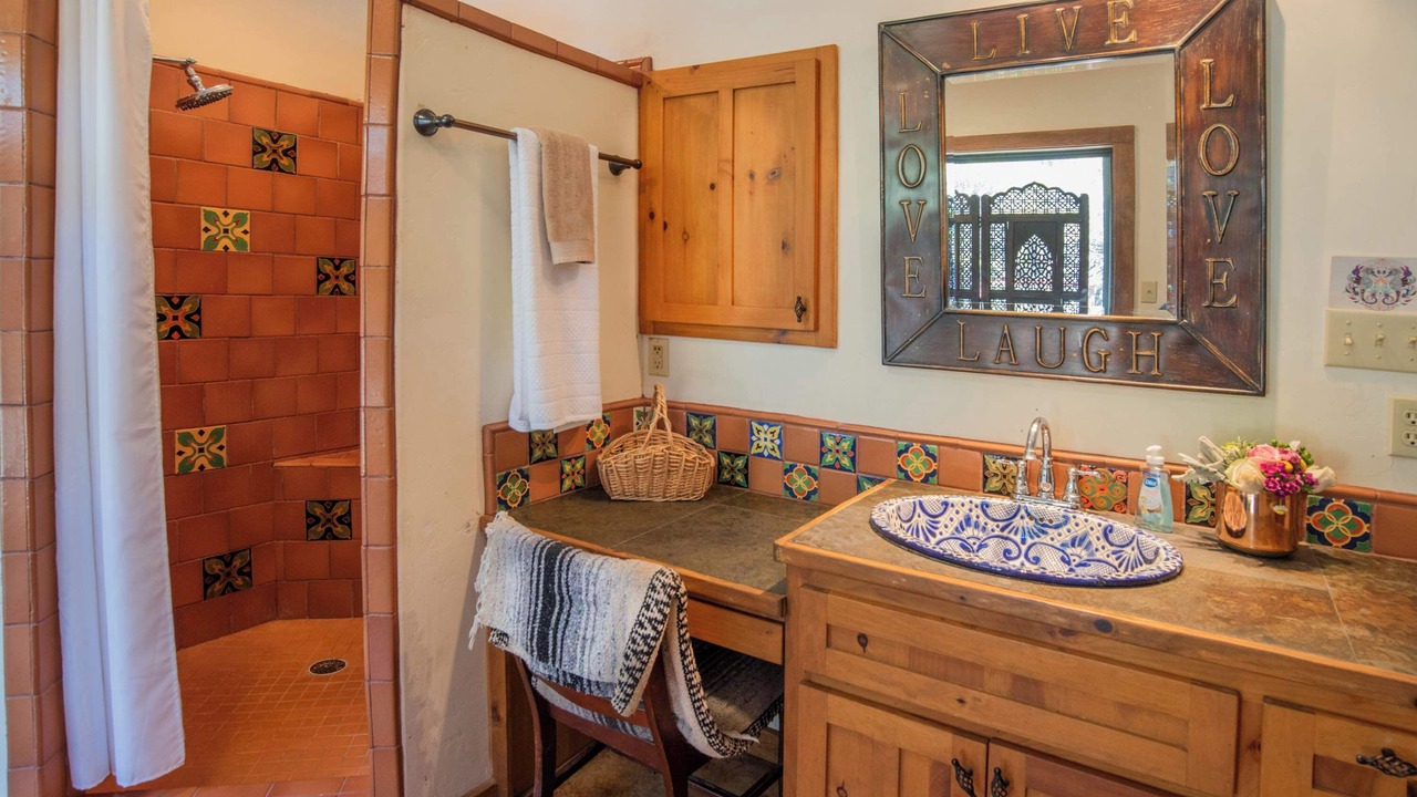 Photo of Bathroom in Hunt
