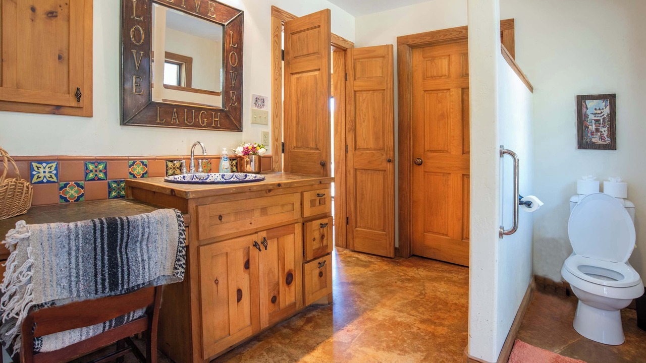 Photo of Bathroom in Hunt