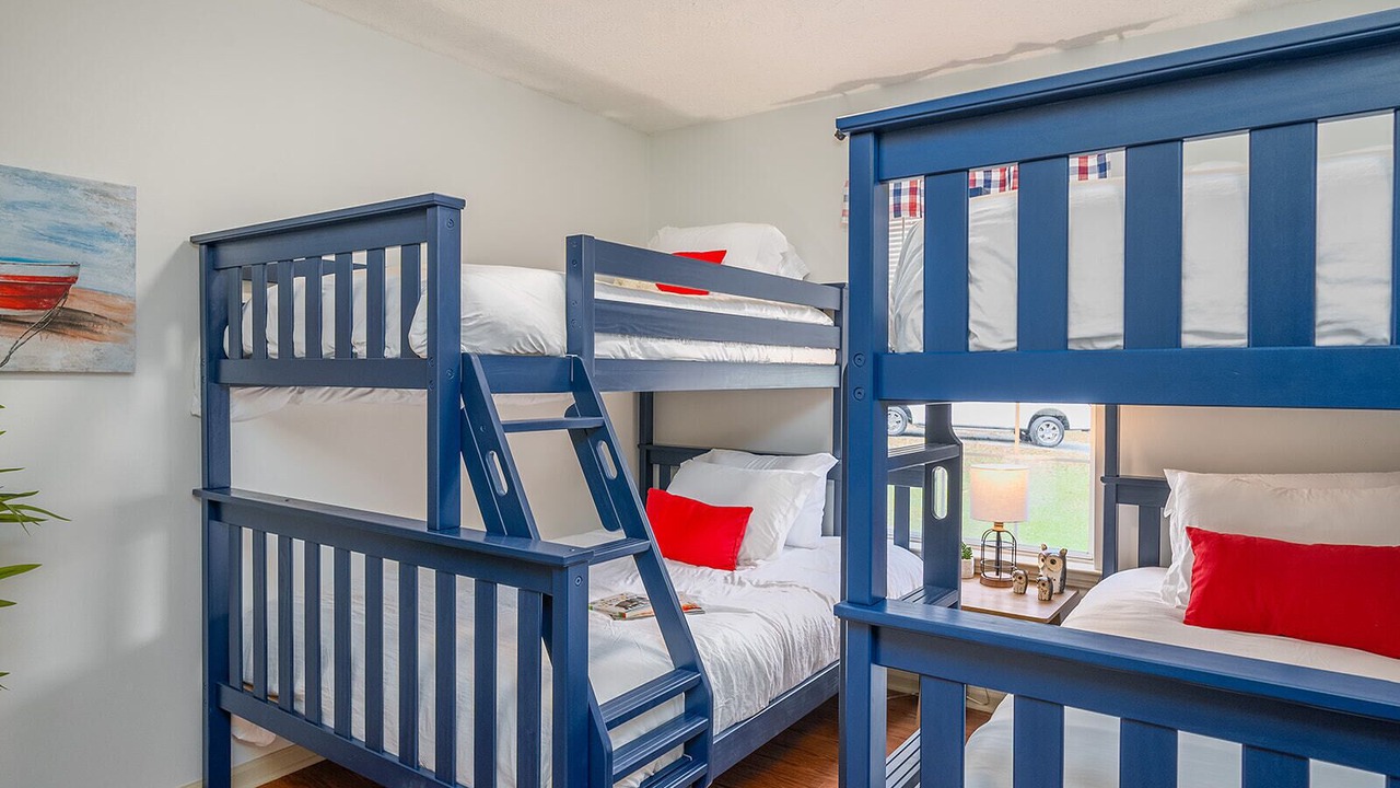 Photo of Bedroom in Richmond Hill