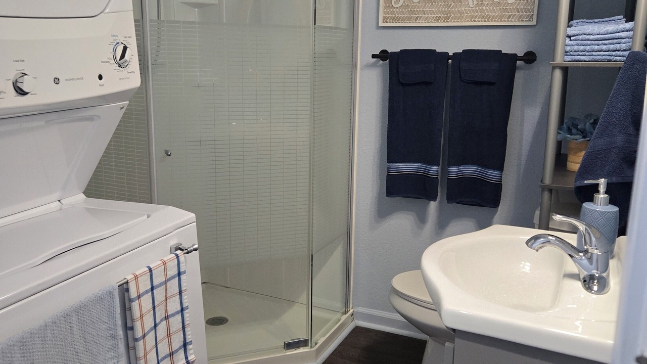 Photo of Bathroom in Marshall