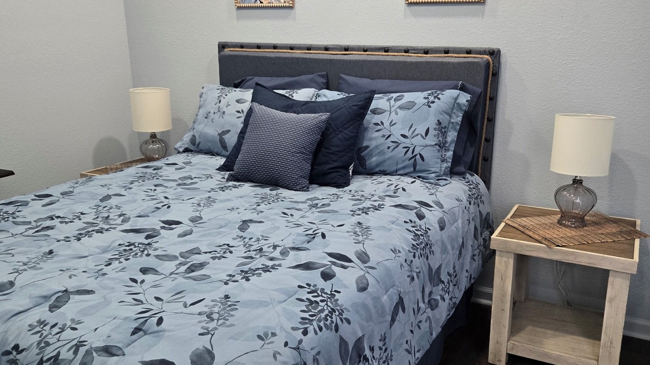 Photo of Bedroom in Marshall